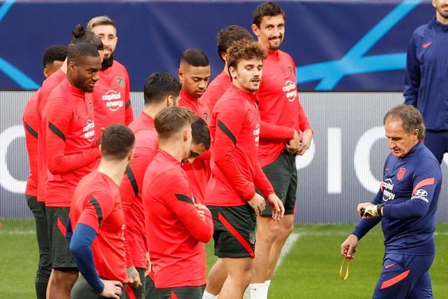 40岁詹姆斯23分阿伦27+14 骑士力克湖人8连胜